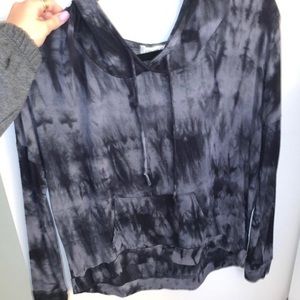 Black tye dye hooded long sleeve